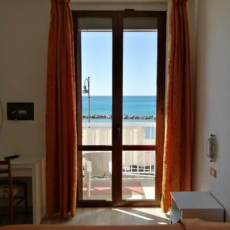 Maggiore Moneglia